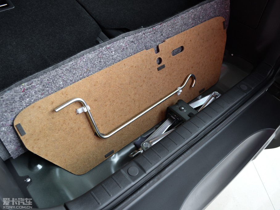 2015ķ 1.3L Ԅ JLX