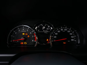 2015款1.3L 自动 Mode3导航版 中控区