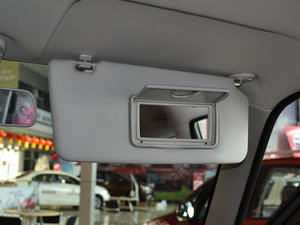 2015款1.3L 自动 JLX 空间座椅