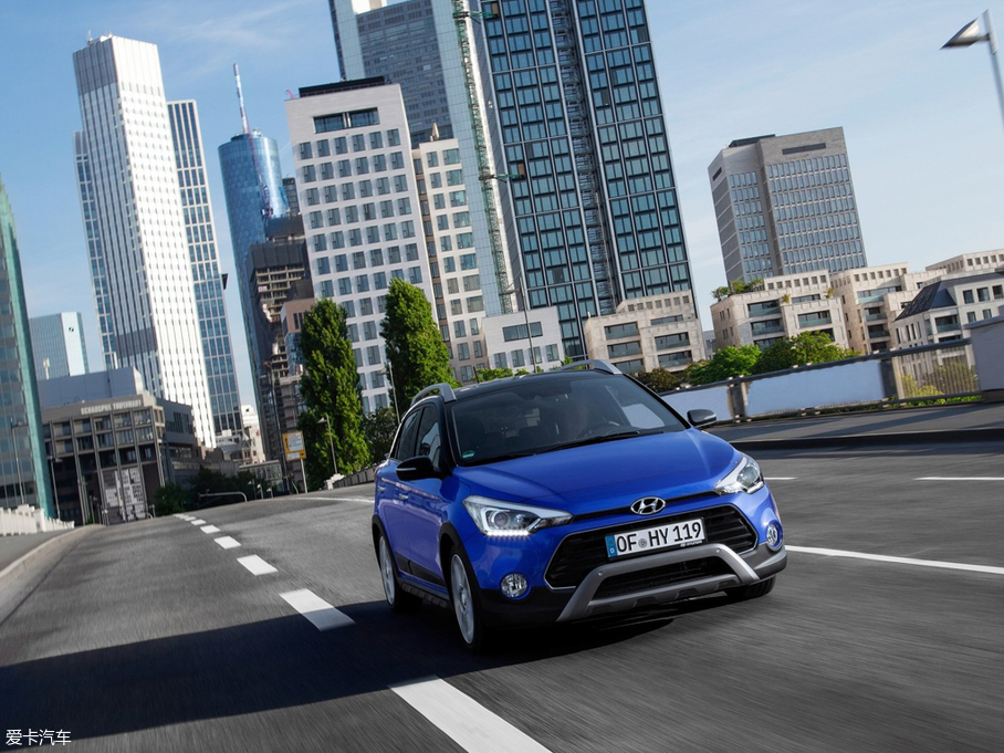 2018��i20 Active