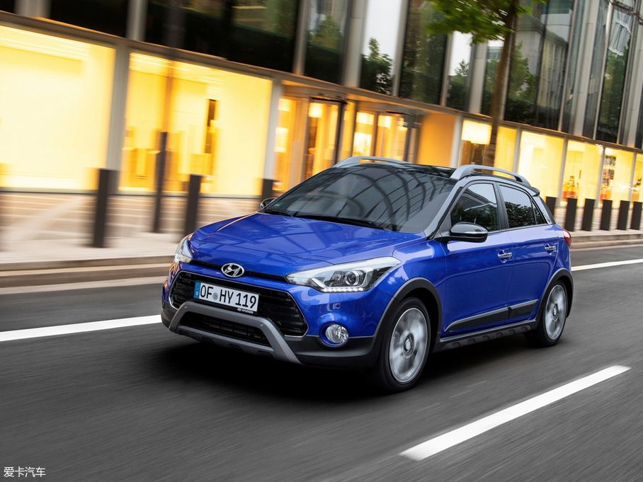 2018��i20 Active