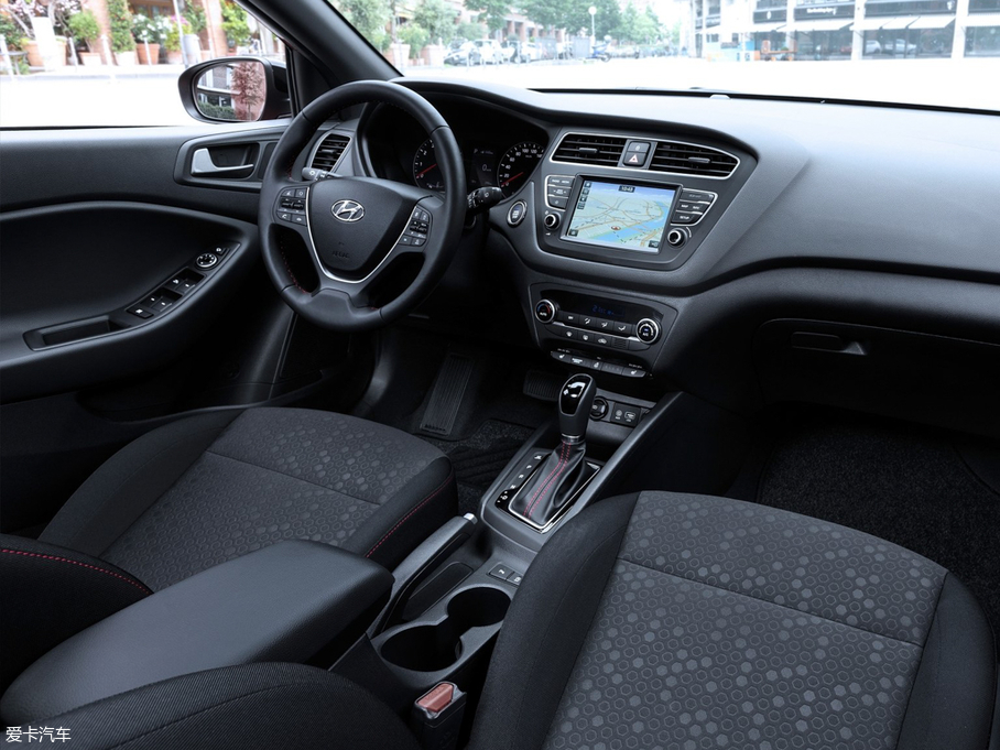 2018��i20 ������