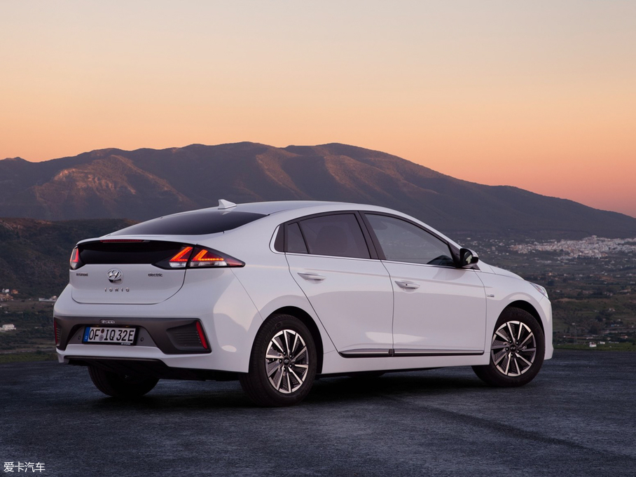 2021IONIQ Plug-in