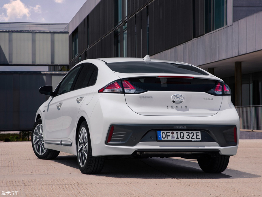 2021I(lng)ONIQ Electric