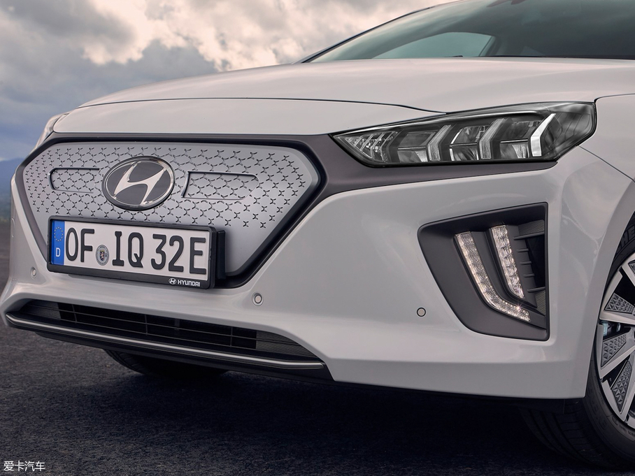 2021I(lng)ONIQ Electric