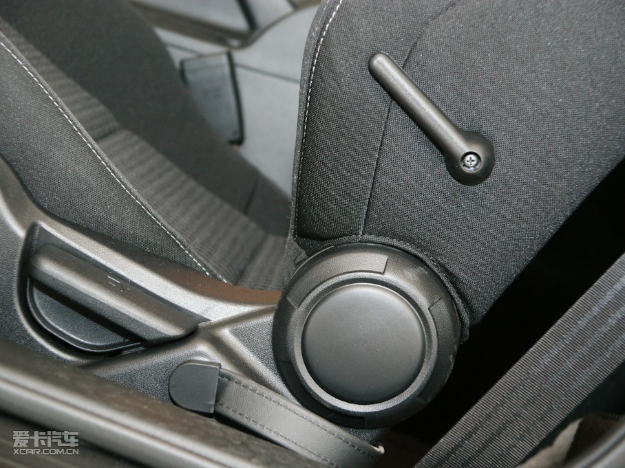 2009ڶ˹ 2.0T (dng)ք(dng)