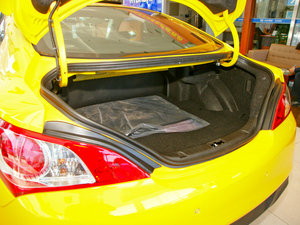 2009款2.0T 靓雅自动版 空间座椅