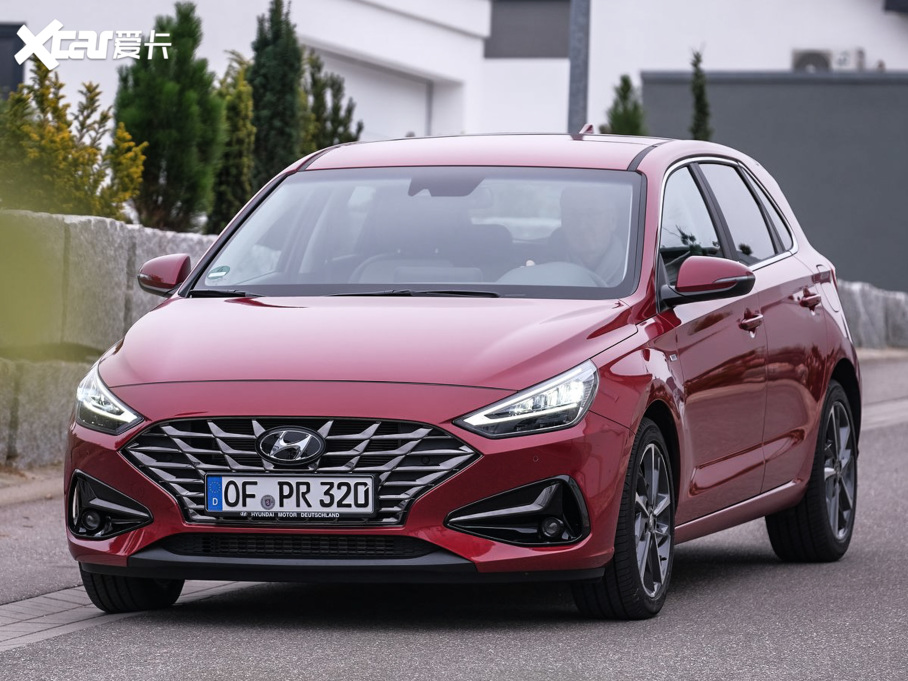 2020��i30(����) N Line �Ɏ�