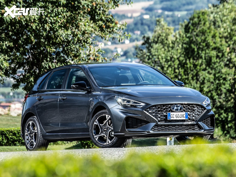 2020��i30(����) N Line �Ɏ�