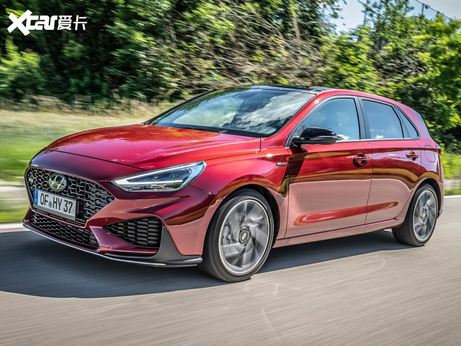 2020��i30(����) N Line �Ɏ�