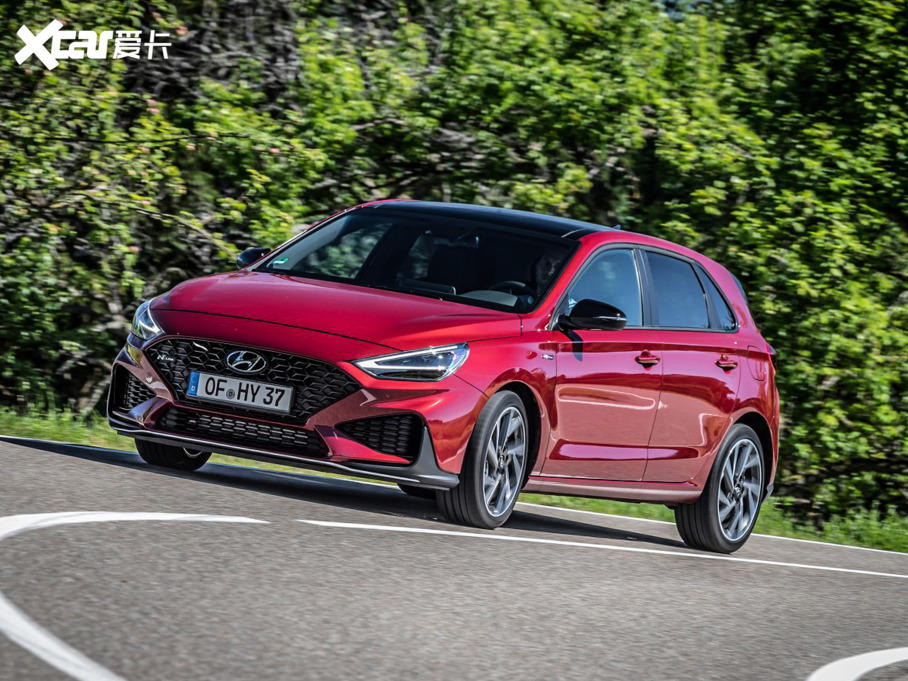 2020��i30(����) N Line �Ɏ�