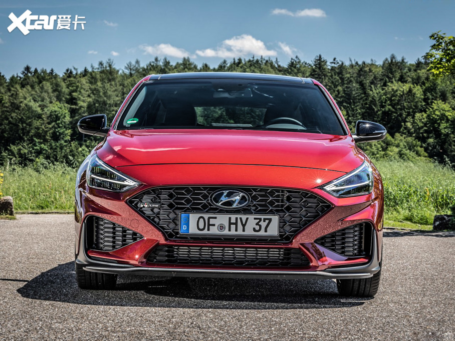 2020��i30(����) N Line �Ɏ�