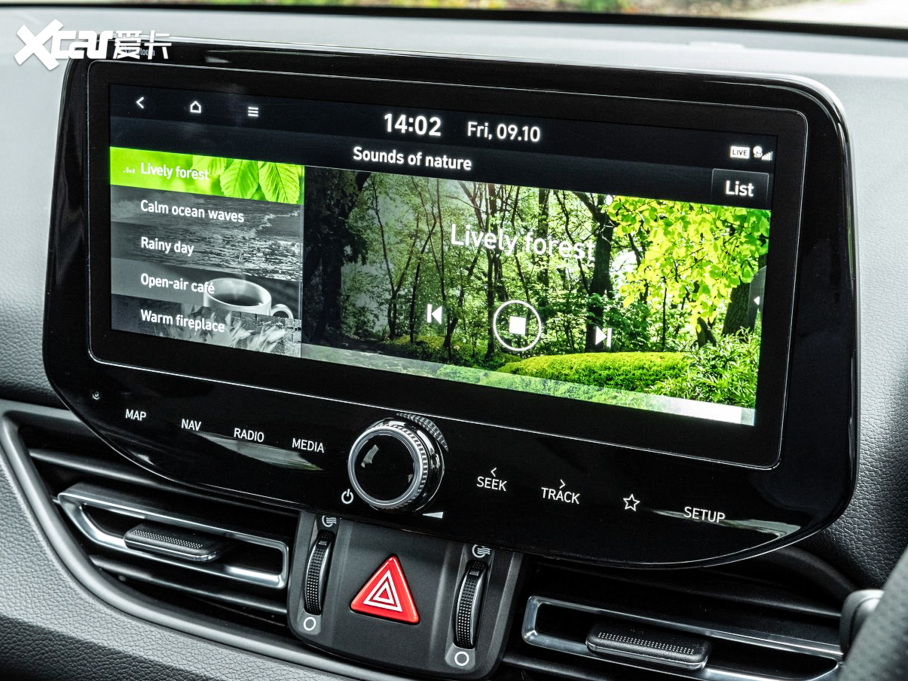 2020��i30(����) Fastback Hybrid �W�ް�