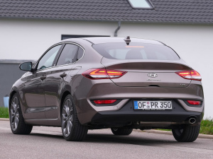 2020款Fastback Hybrid 欧洲版 整体外观