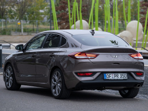 2020款Fastback Hybrid 欧洲版 整体外观