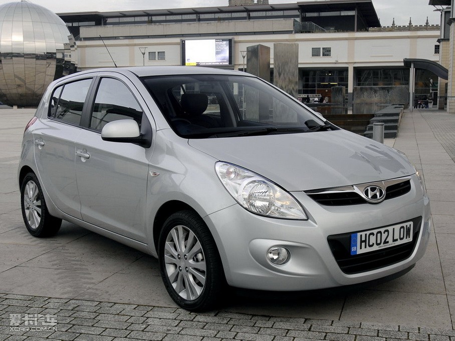 2009��i20 