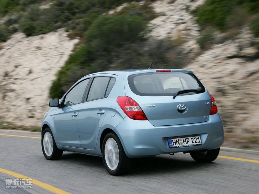 2009��i20 