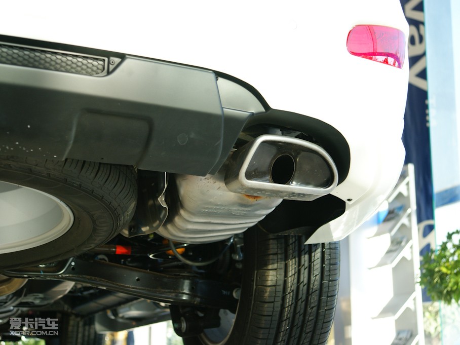 2010_(M) 2.4L 