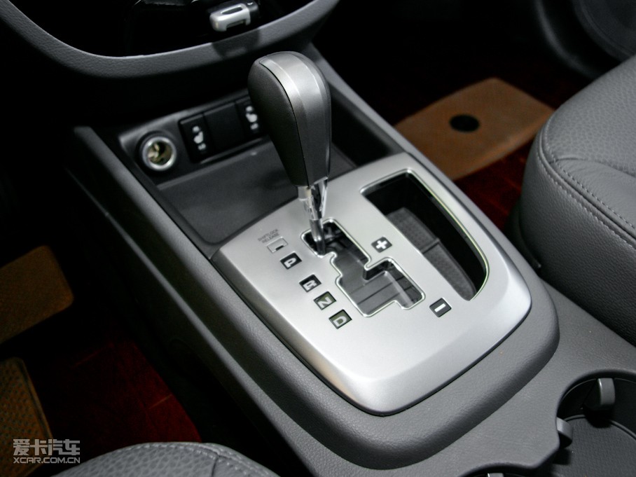2010_(M) 2.4L 