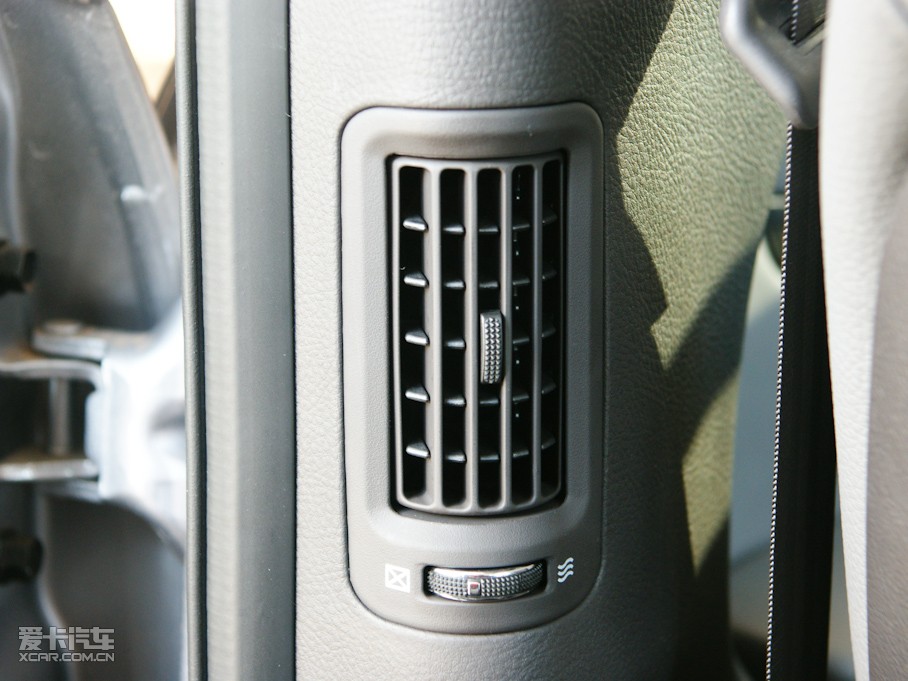 2010_(M) 2.4L 