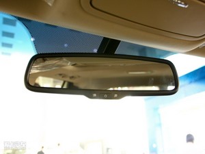2010款2.4L  四驱舒适版 空间座椅