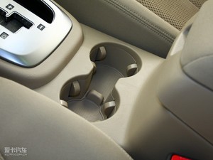 2010款2.4L  四驱舒适版 空间座椅