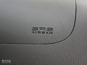 2010款2.4L  四驱舒适版 空间座椅