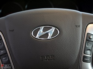 2010款2.4L 四驱豪华版 中控区