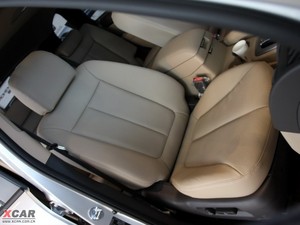 2010款2.4L 四驱豪华版 主驾驶座椅