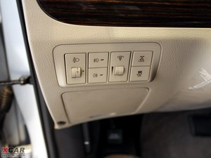2010款2.4L 四驱豪华版 中控区