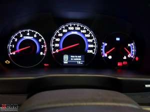 2010款2.4L 四驱豪华版 仪表