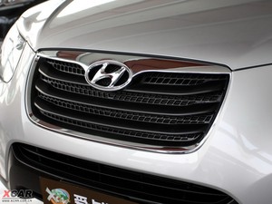 2010款2.4L 四驱豪华版 中网