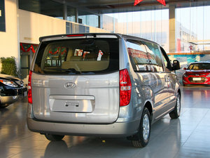 2011款2.4L 自动领航版 整体外观