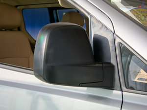 2011款2.4L 自动领航版 细节外观