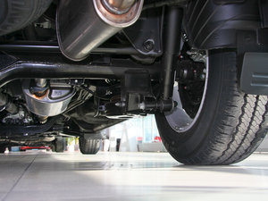 2011款2.4L 自动领航版 细节外观