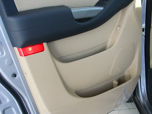 2011款2.4L 自动领航版 空间座椅
