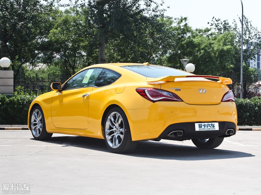 2012ڶ˹ 2.0T Ԅ(dng)Brembo