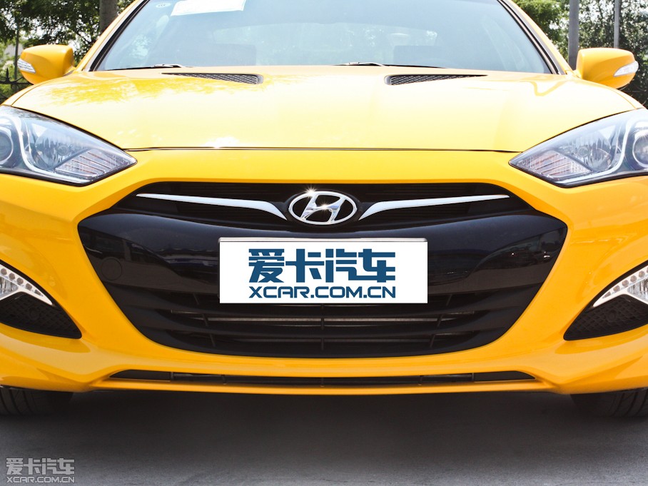 2012��ڶ�˹���� 2.0T �Ԅ�(d��ng)Brembo��