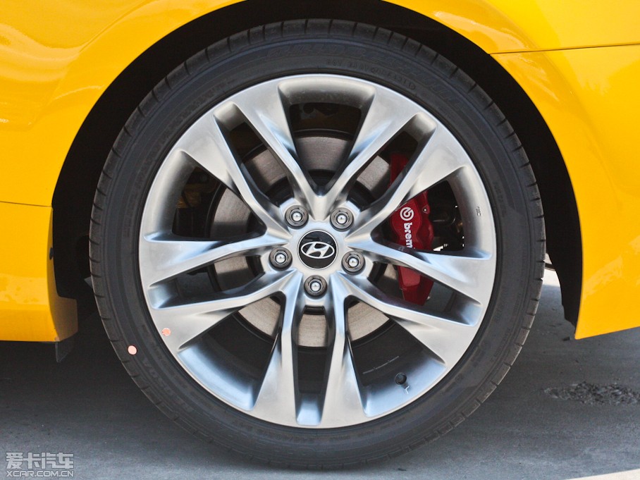 2012��ڶ�˹���� 2.0T �Ԅ�Brembo��