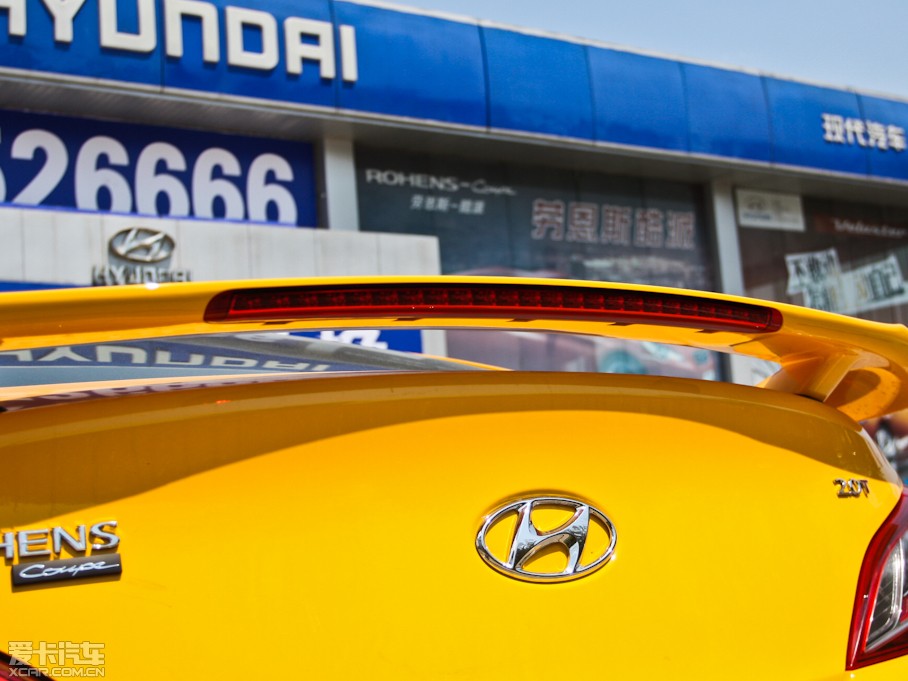 2012��ڶ�˹���� 2.0T �Ԅ�Brembo��