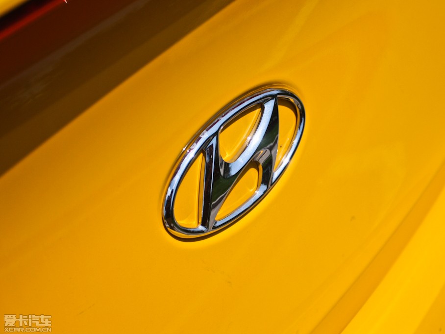 2012��ڶ�˹���� 2.0T �Ԅ�Brembo��