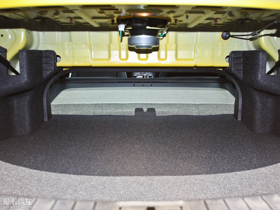 2012ڶ˹ 2.0T Ԅ(dng)Brembo