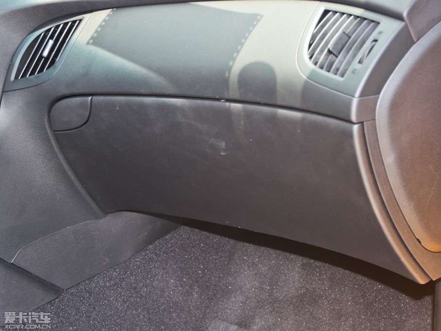 2012��ڶ�˹���� 2.0T �Ԅ�(d��ng)Brembo��