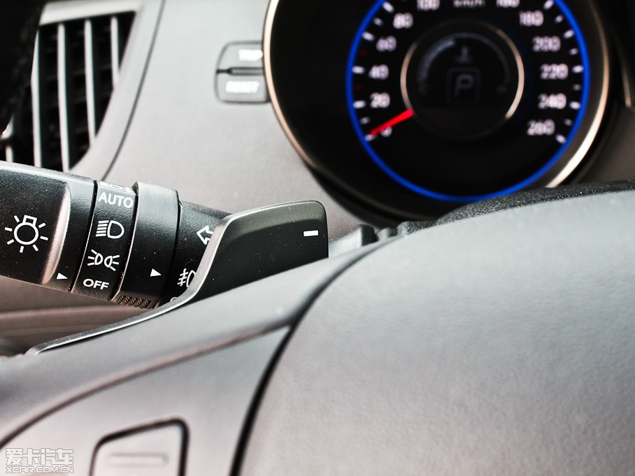 2012ڶ˹ 2.0T Ԅ(dng)A