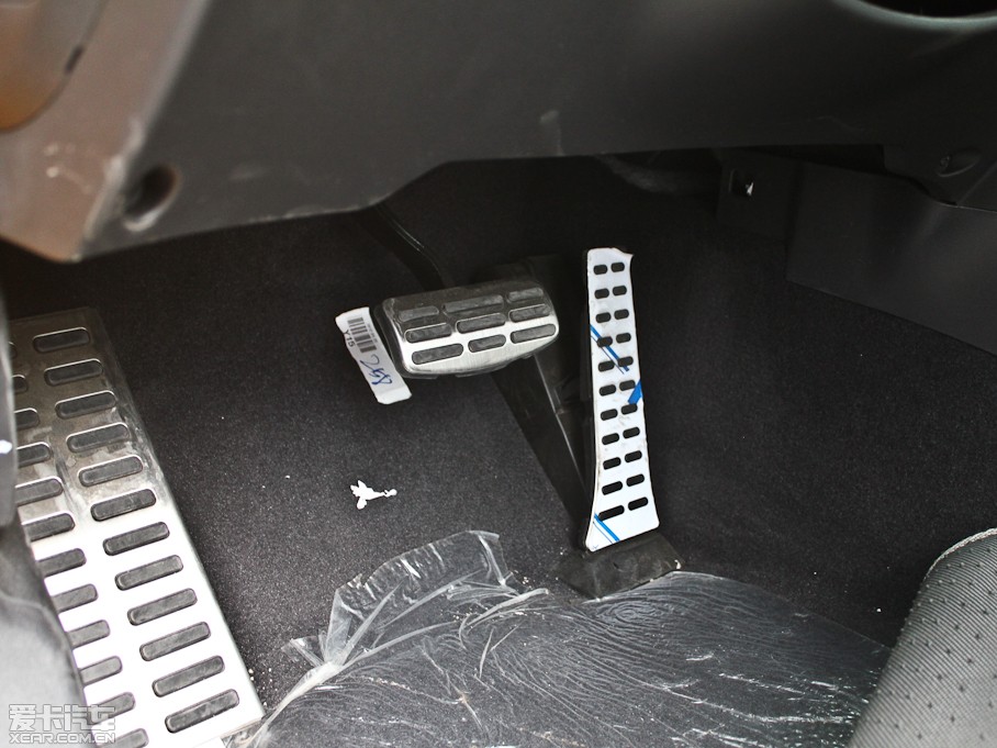 2012��ڶ�˹���� 2.0T �Ԅ�(d��ng)�n�Ű�