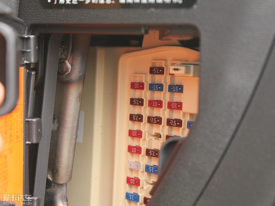 2012��ڶ�˹���� 2.0T �Ԅ��n�Ű�