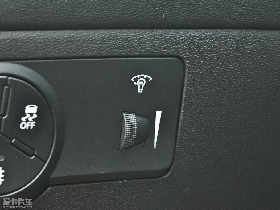 2012��ڶ�˹���� 2.0T �Ԅ��n�Ű�