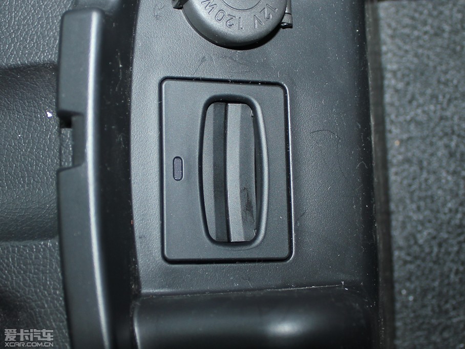 2012��ڶ�˹���� 2.0T �Ԅ��n�Ű�