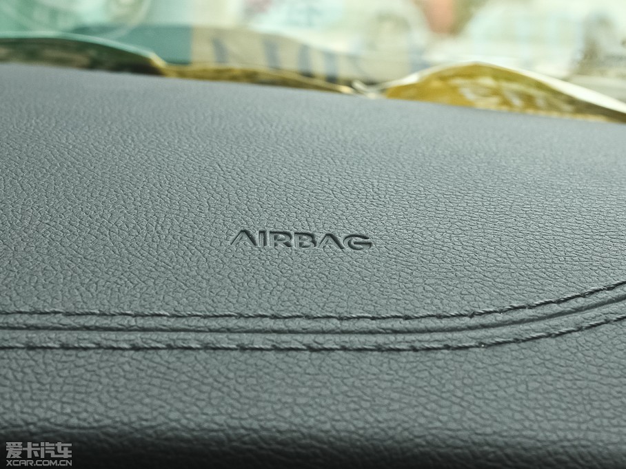 2012��ڶ�˹���� 2.0T �Ԅ��n�Ű�