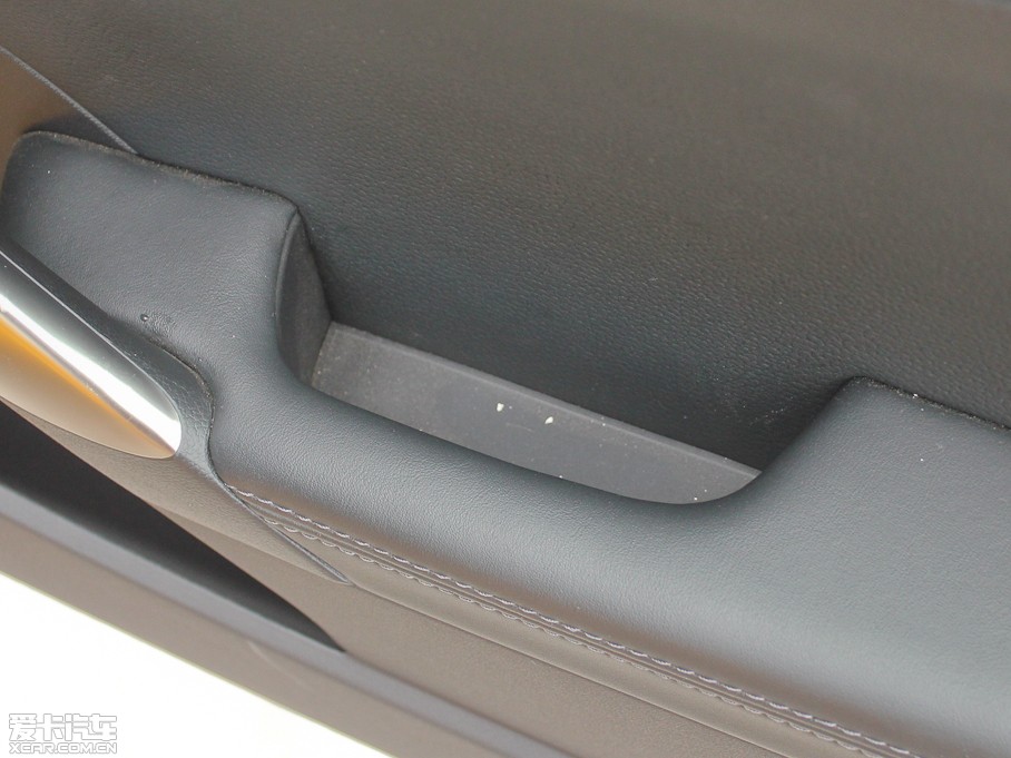 2012��ڶ�˹���� 2.0T �Ԅ��n�Ű�